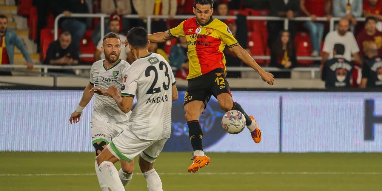 İsmail Köybaşı futbolu bırakma kararı aldı