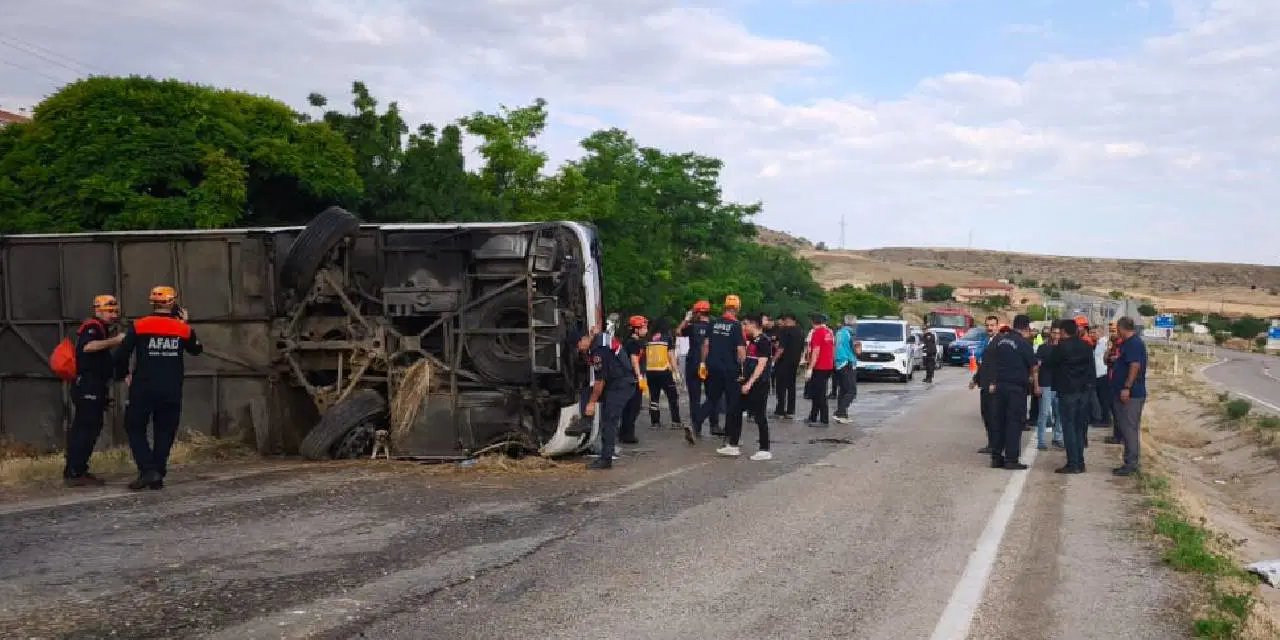 Kırıkkale'de yolcu otobüsü devrildi... Ölü ve çok sayıda kişi yaralı var: Şoför gözaltında!