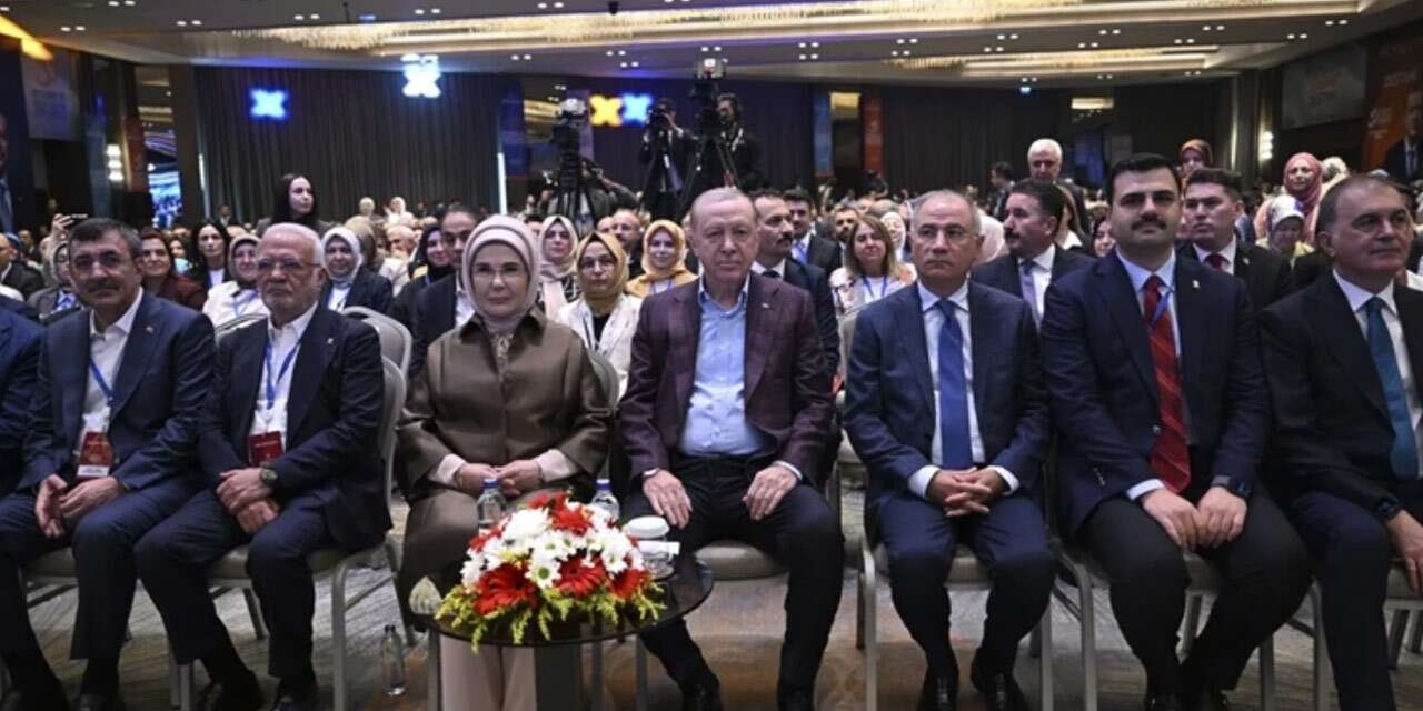 AK Partili vekiller arasında emekli maaşı tartışması