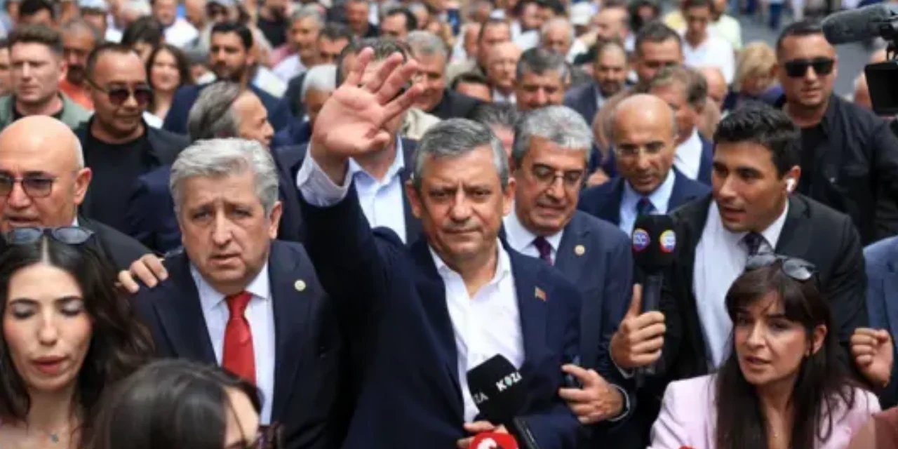 YENİ Parti'nin tüzük ve programı belli oldu!