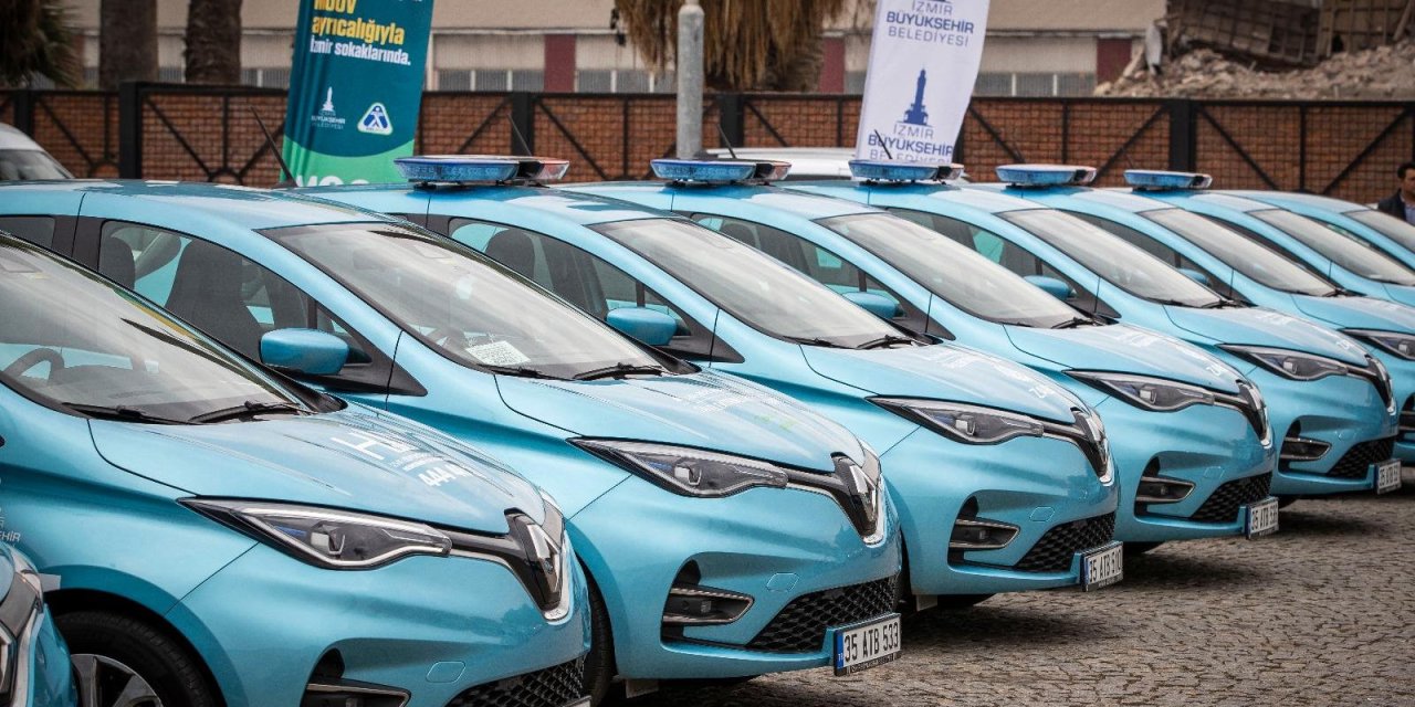 İzmir’in elektrikli araç filosuyla 25 milyon lira tasarruf