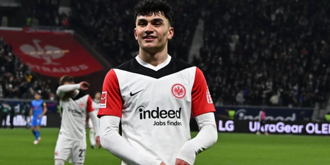 Galatasaray ile adı geçmişti: Frankfurt'tan Can Uzun hakkında net açıklama!