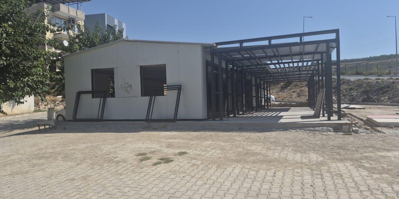 Buca'nın iki yeni taziye evinde sona yaklaşıldı