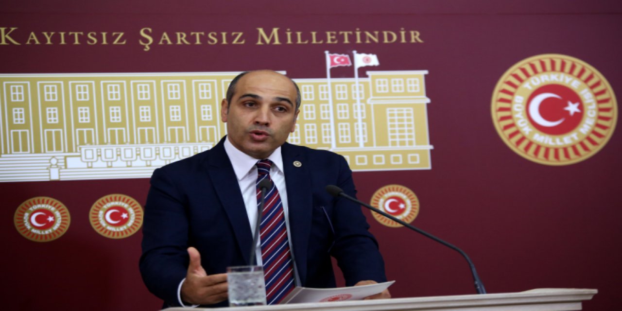 Batan esnaf, işsiz kalan işçi, haciz üstüne haciz yiyen çiftçi,  çöp toplayıp karnını doyuran  vatandaşlarımız dururken  Tunus’a 5 milyon dolar hibe