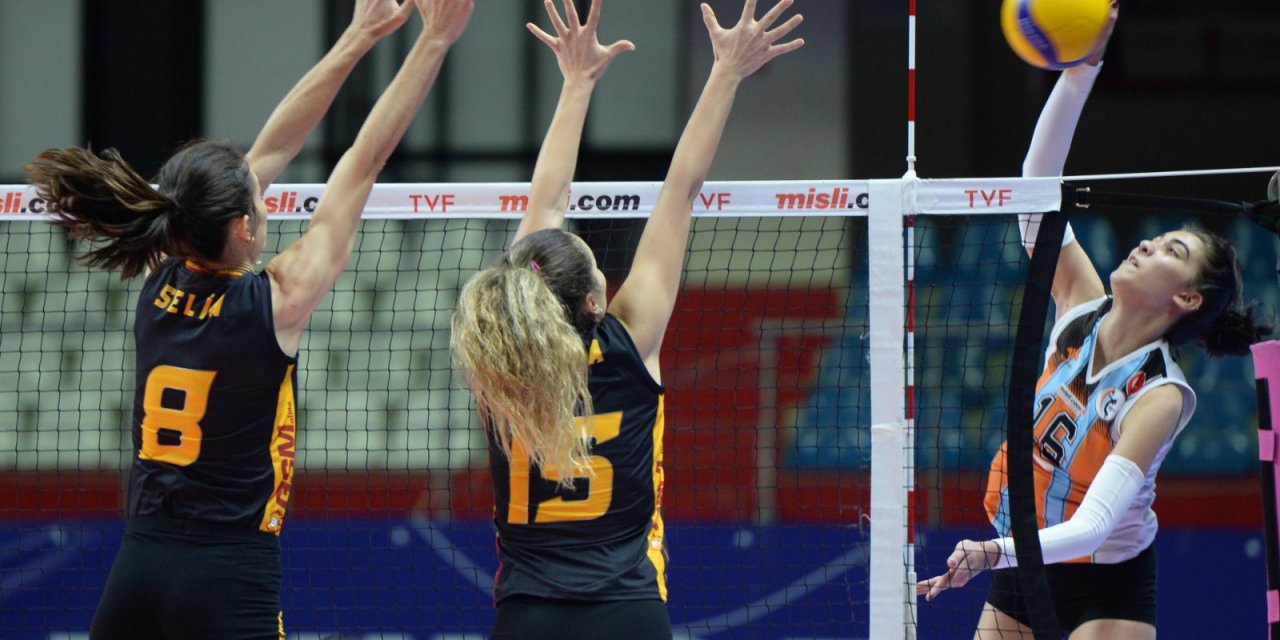 Beylikdüzü Voleybol İhtisas - Galatasaray HDI Sigorta: 0-3