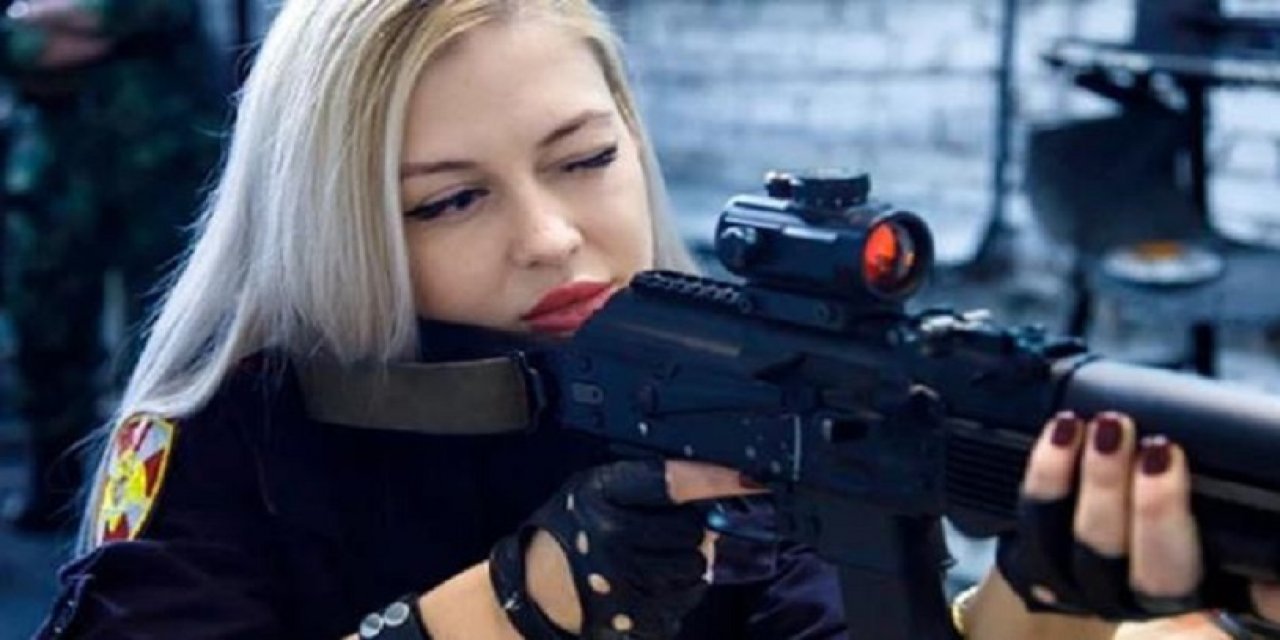 Rusya'da yapılan en güzel koruma güzellik yarışmasında binden fazla adayı eleyerek birinci olmuştu. Vladimir Putin'in koruması kovuldu!