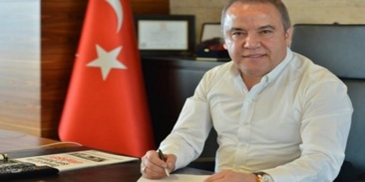 Muhittin Böcek’ten zehir zemberek açıklama! O sözlerle kimleri hedef aldı?