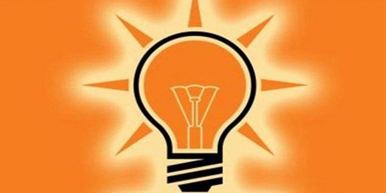 Yolsuzluk operasyonları olarak adlandırılan 17- 25 Aralık sürecinde, halka ettiği küfürle hafızalara kazınan Mehmet Cengiz  halkın meclisinde