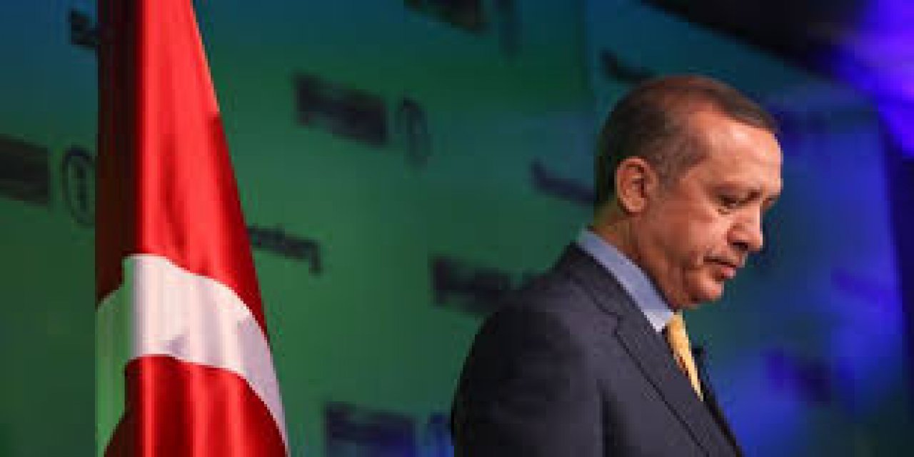 Erdoğan 2023'te Cumhurbaşkanlığına aday olabilir mi?  Can Ataklı "AKP'liler Anayasa'yı aşmanın yollarını arıyor" dedi ve bombayı patlattı!
