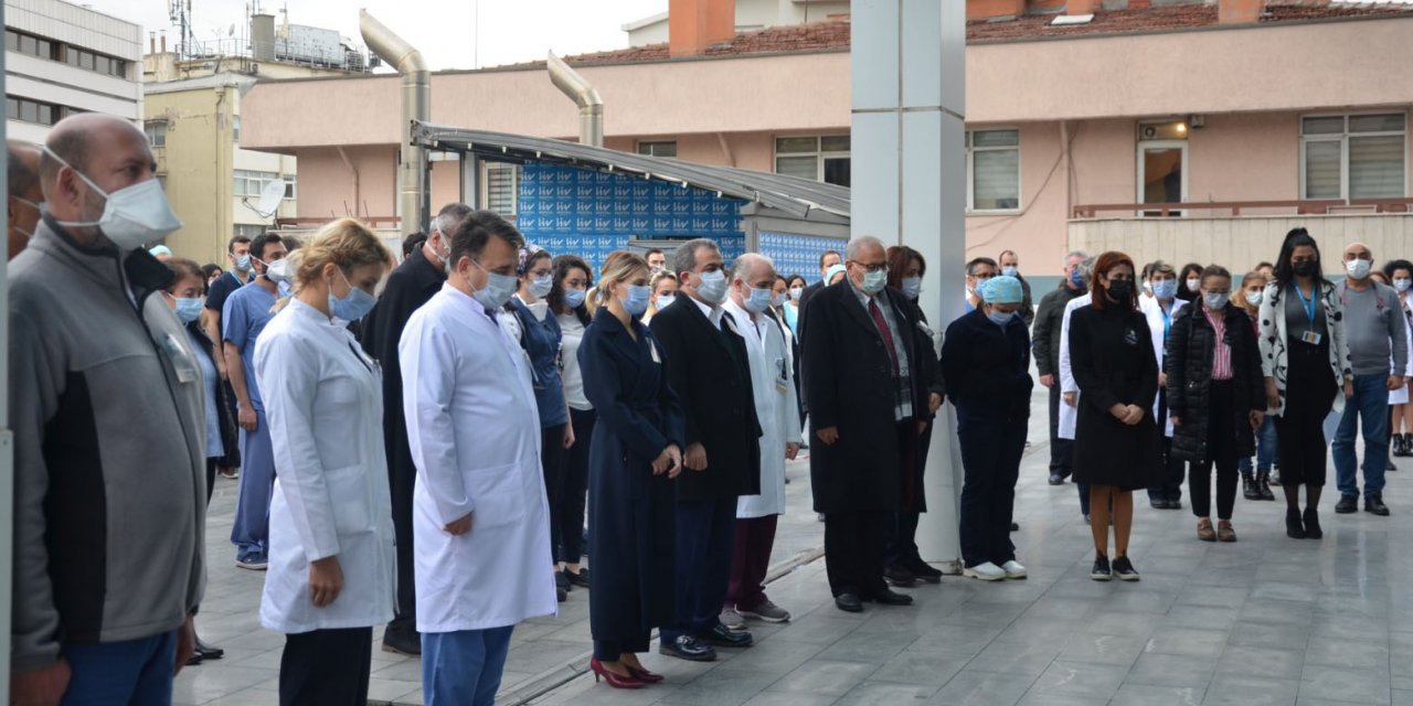 Koronavirüsten ölen Prof. Dr. Çağlı için anma töreni