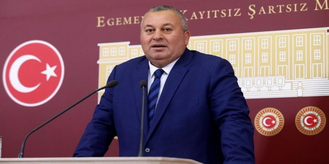 Cemal Enginyurt yeni partisini resmen duyurdu ve çağrıda bulundu....