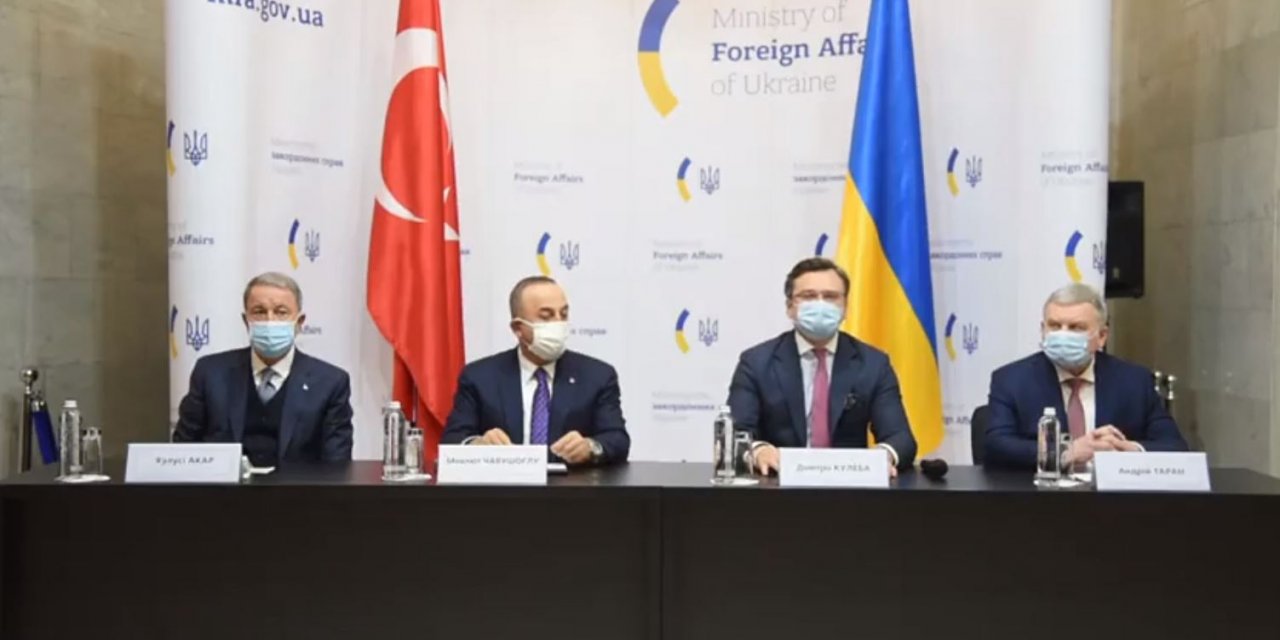 Bakan Akar ve Bakan Çavuşoğlu’nun Kiev’de katıldığı 4’lü toplantı sona erdi