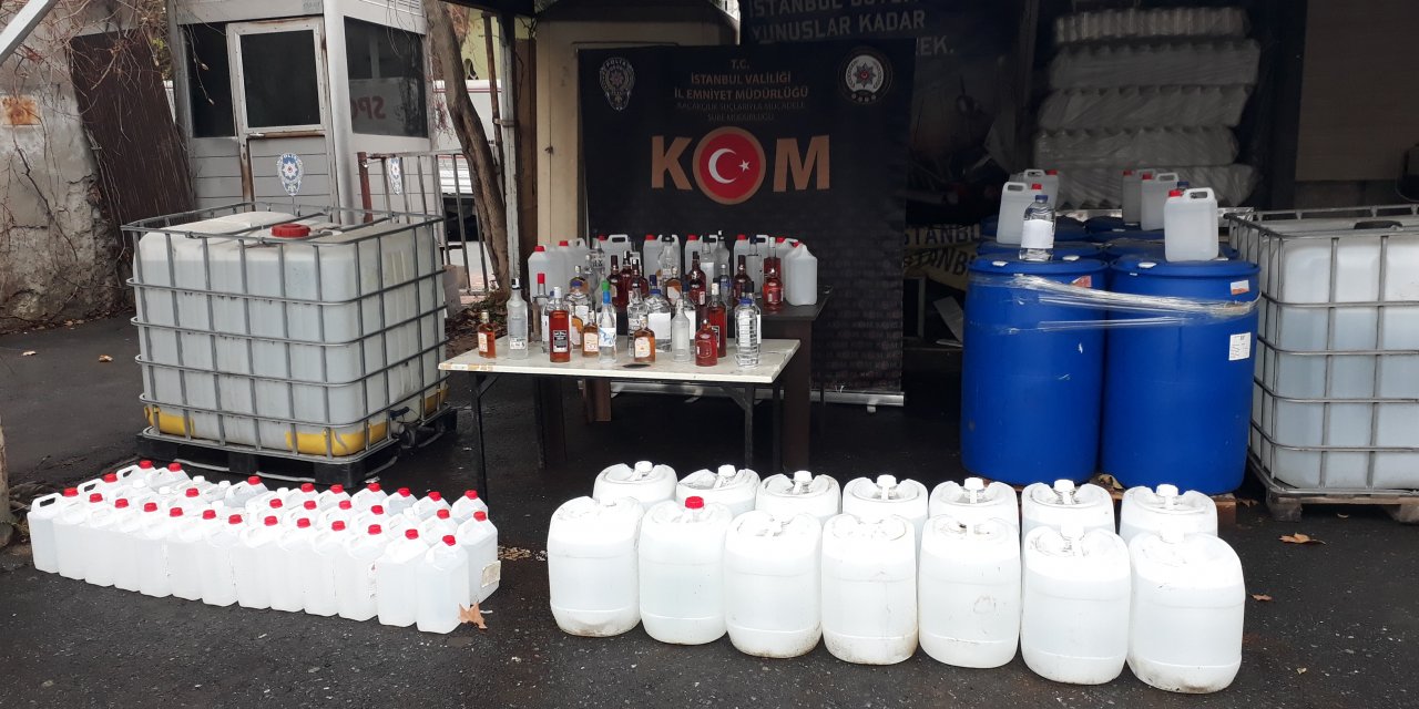 Operasyonlarda ele geçirilen 6 ton sahte içki sergilendi