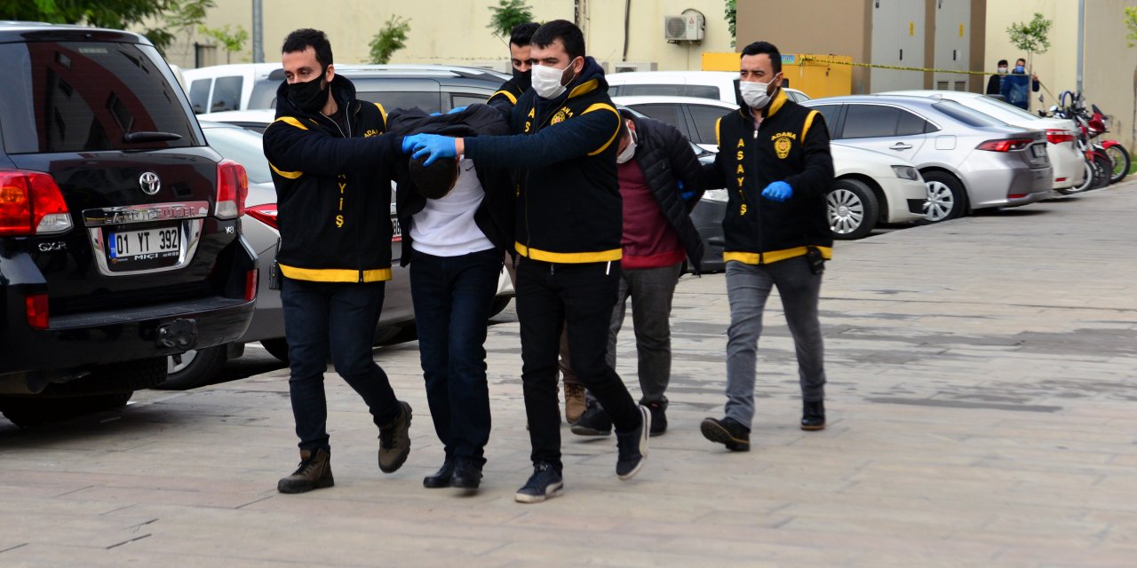 8 kilometre takip edip, kamyonetten 21 bin lirayı çaldılar