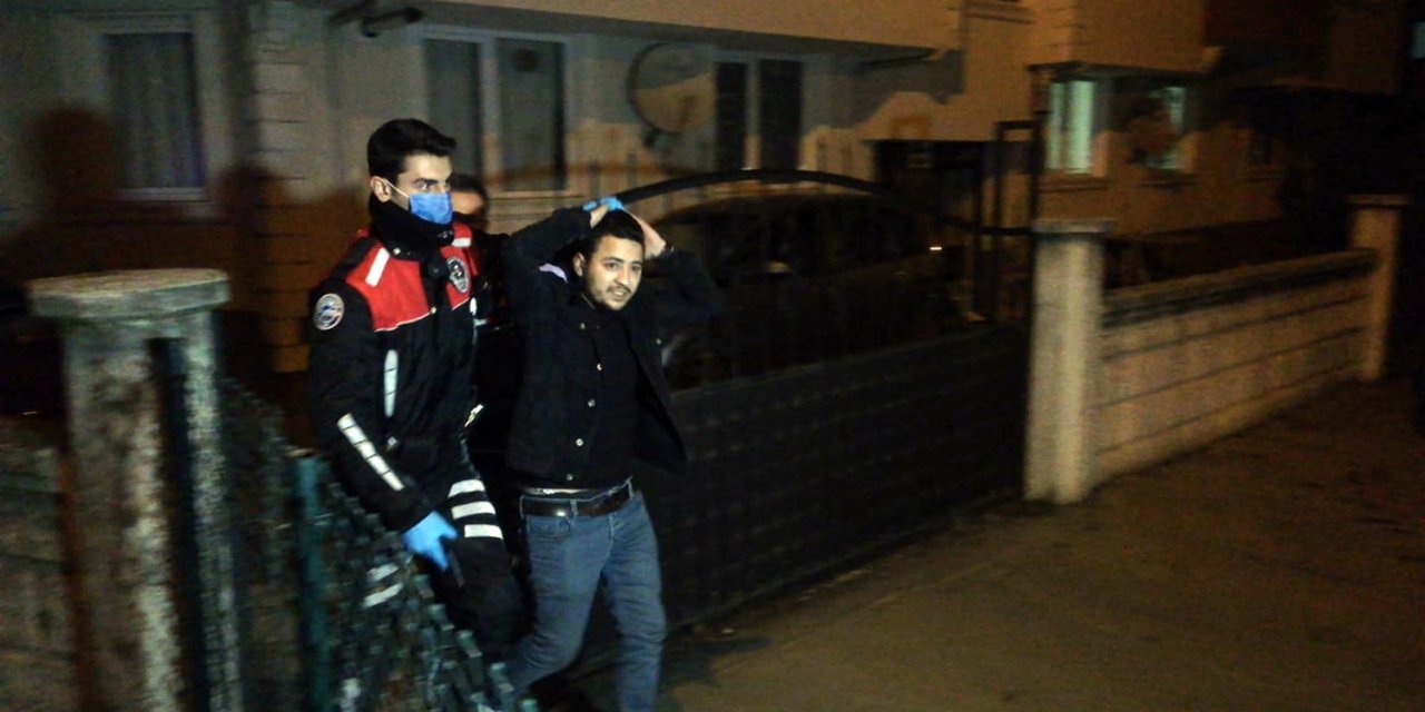 Kısıtlamada polisten kaçtı, diyaloglar gülümsetti