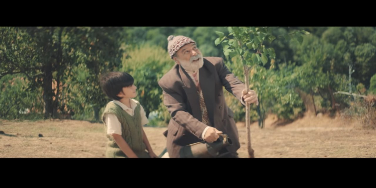 Dedeyle toruna "DİSLİKE" YAĞDI: “En zor şey meyve veren ağaç olmaktır. Taşlamak isteyen çok olur”