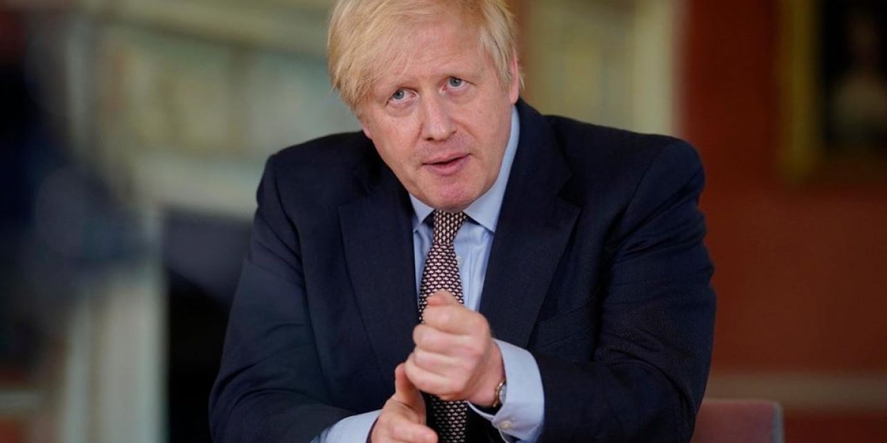 İngiltere Başbakanı Johnson, 'yarım milyon kişi aşının ilk dozunu aldı'