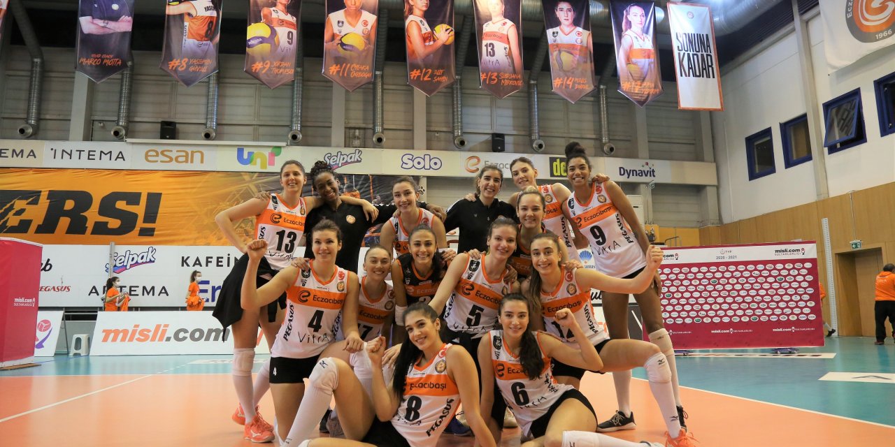 Eczacıbaşı VitrA - Aydın BŞB: 3-2