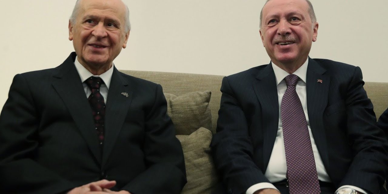 İşte köşeye sıkışan iktidar muhalefeti püskürtmek için kullandığı yeni taktik! Mehmet Tezkan'dan çarpıcı analiz!