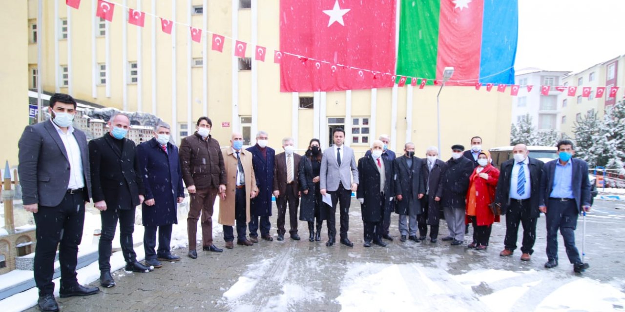 Ağrılılar, Başkan Sayan'a sahip çıktı