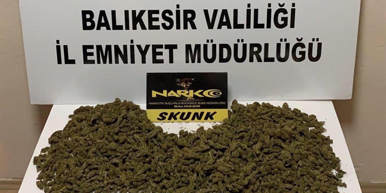 Balıkesir'de uyuşturucu operasyonu: 2 gözaltı