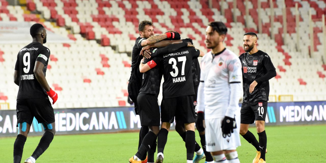 Demir Grup Sivasspor - Gençlerbirliği: 3-1