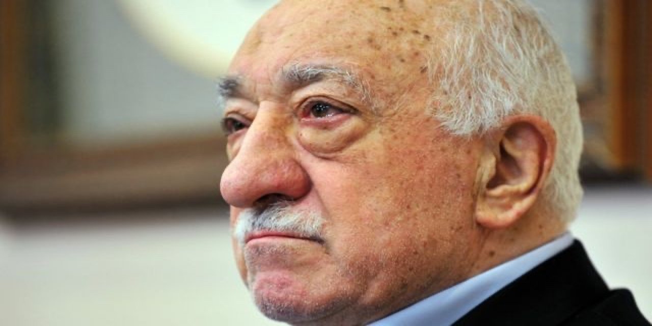 Yılmaz Özdil’i hedef alan Ebubekir Sifil’e övgü Fethullah Gülen teröristinden geldiği iddiası