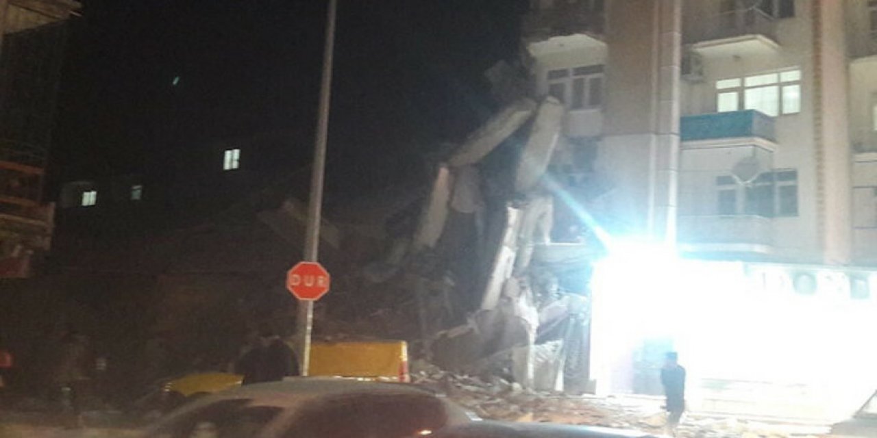 ELAZIĞ'DA ŞİDDETİNİ ARTIRARAK OLUŞAN DEPREMLERE BAKAN SOYLU'DAN AÇIKLAMA