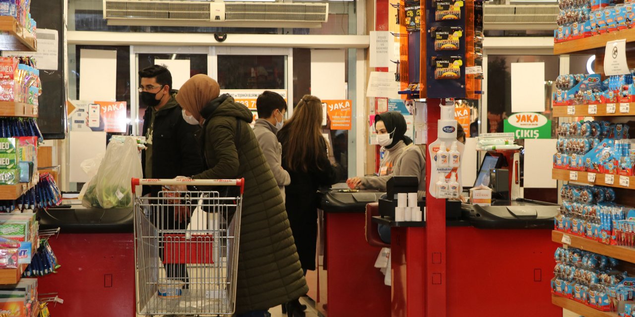 Market çalışanları depresyonda