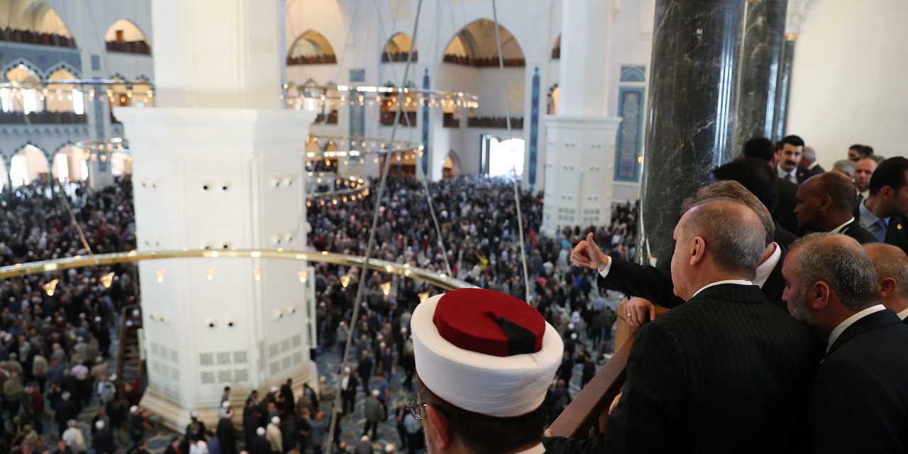 Erdoğan camide konuştu: Allah'ın ipine sımsıkı sarılın