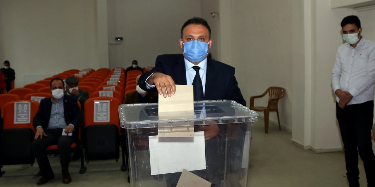 Ula Belediye Başkanı İsmail Akkaya vefat etti; yeni belediye başkanı seçildi