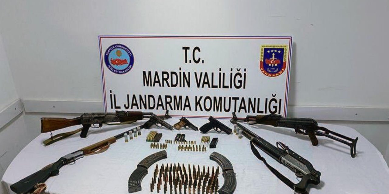 Derik'te silah ve mühimmat ele geçirildi: 5 gözaltı