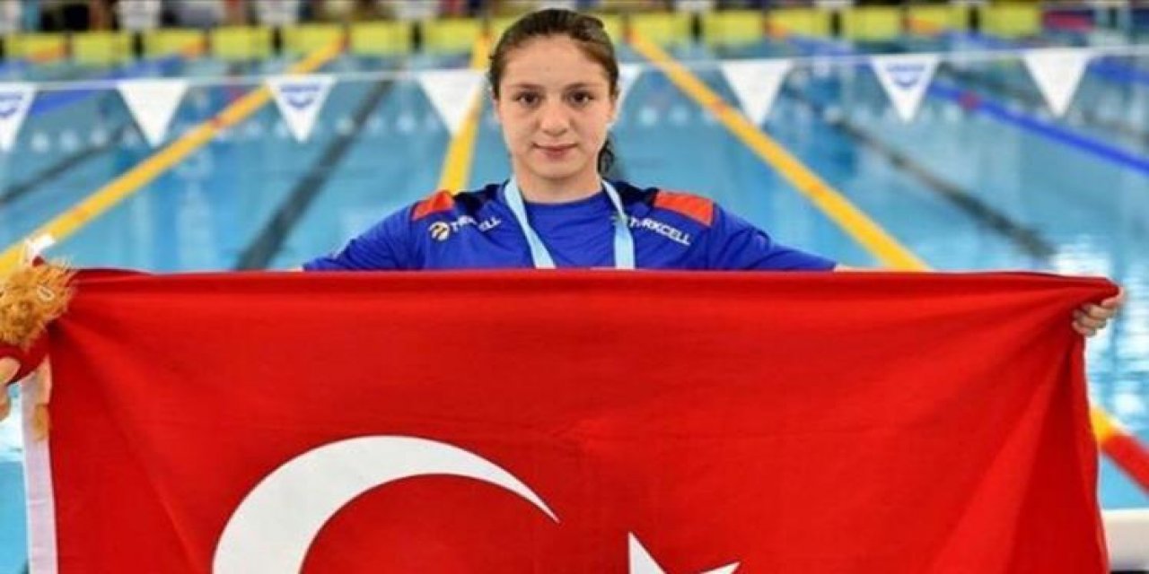 Bakan Kasapoğlu'ndan Merve Tuncel'e tebrik