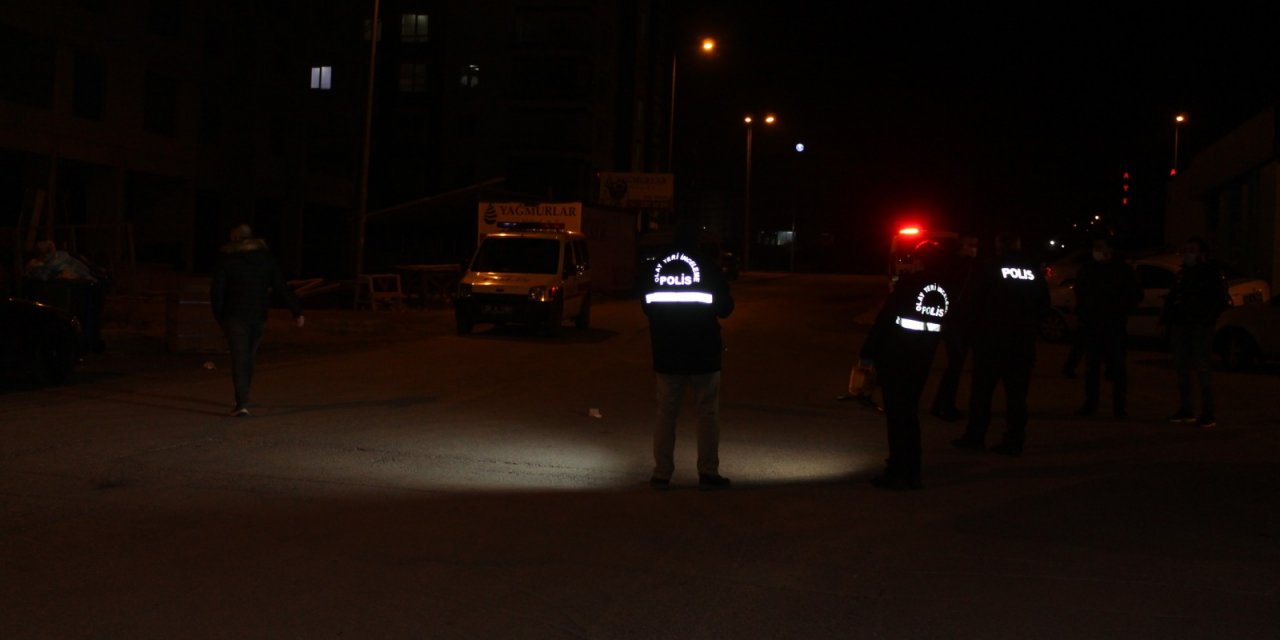 Kayseri’de adres sordukları kişiyi tabancayla yaraladılar