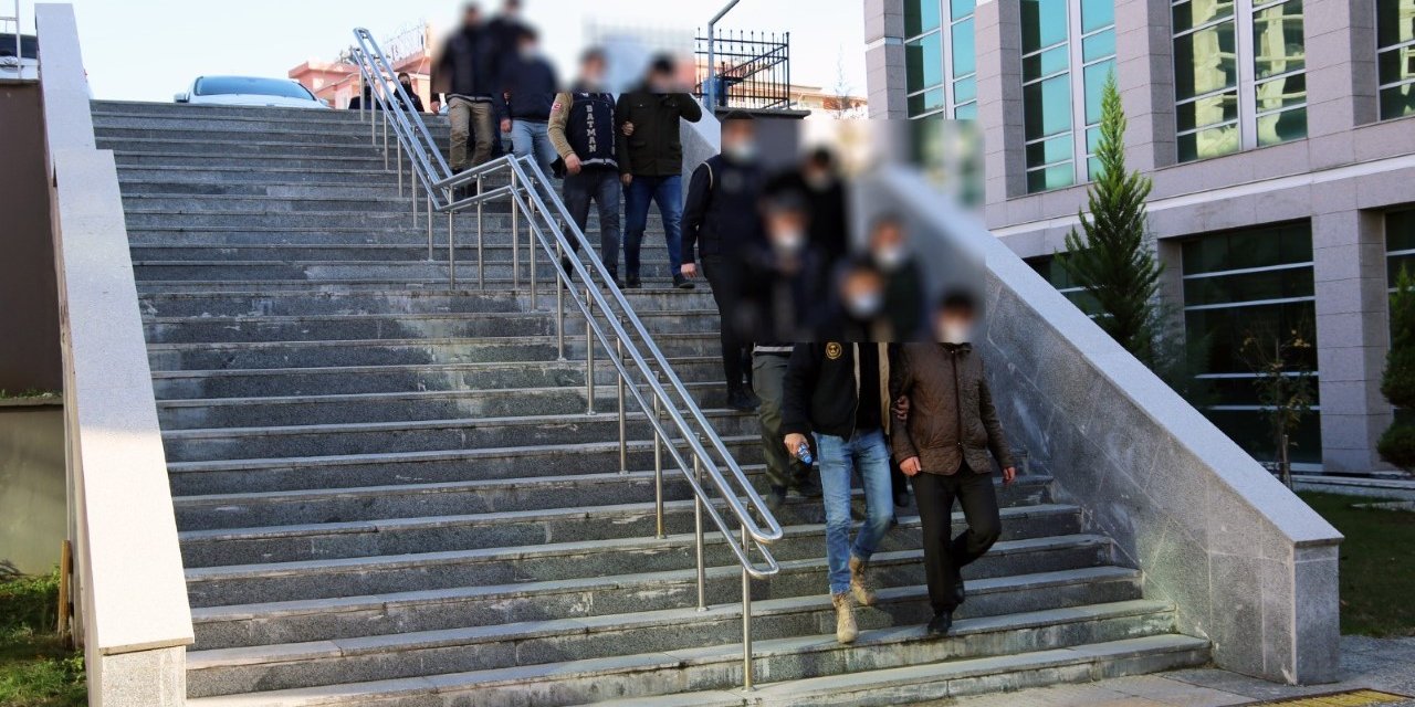 Batman merkezli 4 ildeki FETÖ/PDY operasyonunda 4 tutuklama
