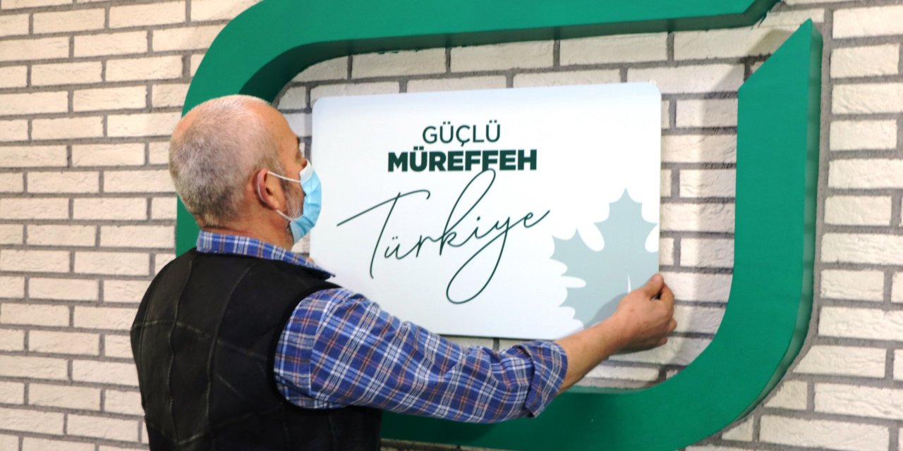 Sakarya'da başkan ve yönetiminin istifa ettiği Gelecek Partisi binası boşaltıldı