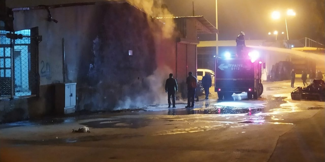 Tarsus halinde korkutan yangın