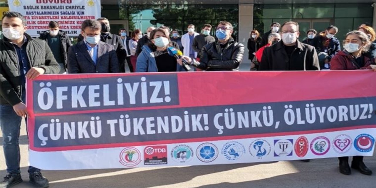 Sağlık emekçileri, Türkiye genelinde eylemde: "Öfkeliyiz; çünkü tükendik! Çünkü, ölüyoruz"