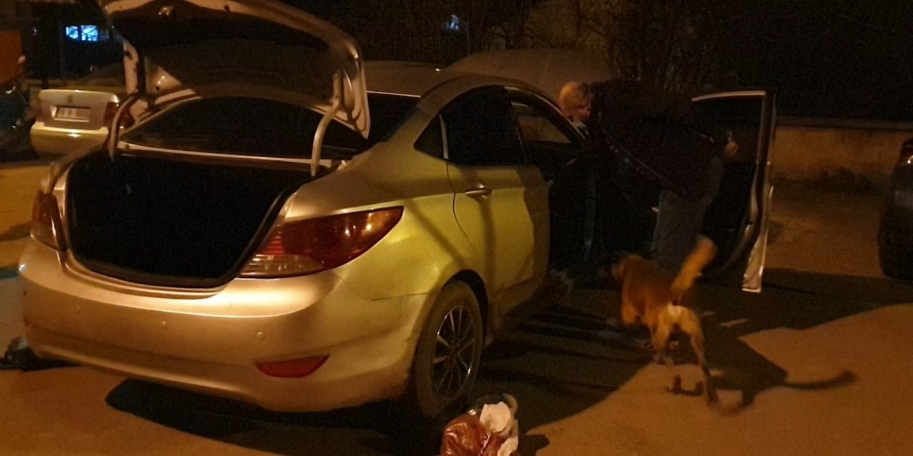 Şüphe üzerine durdurulan araçtan uyuşturucu ve tabanca çıktı