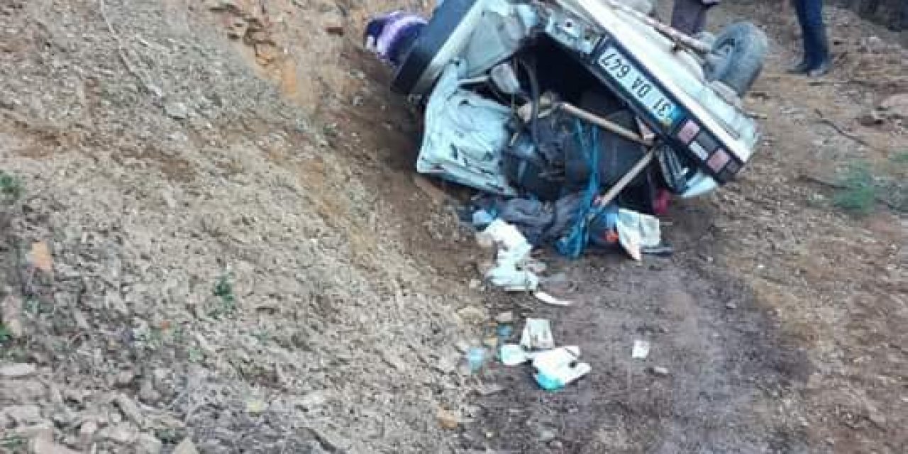 Otomobil uçuruma devrildi: 1 ölü, 3 yaralı
