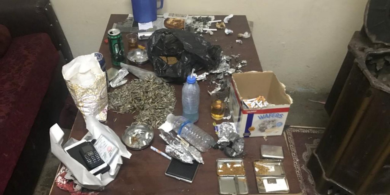 Adıyaman'da uyuşturucu partisine baskın: 12 gözaltı