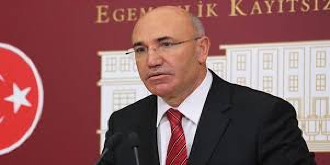CHP'li Mahmut Tanal Erdoğan'a sert çıktı!  "Vitrin mankeni" tepkisi: Zihnindeki “makbul başörtülü” düşüncesini açığa vurdu!