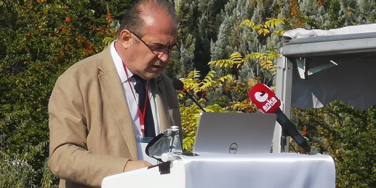 TTB'nin 72. Büyük Kongre’sinde Başkan Sinan Adıyaman  veda etti