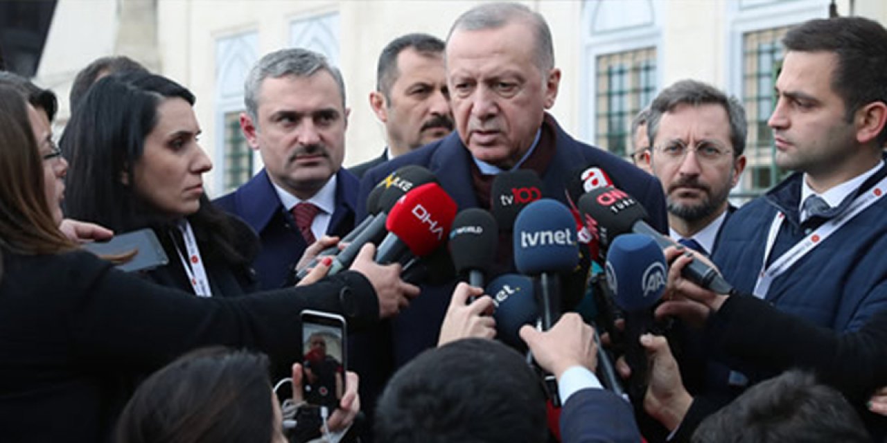 Yıllar sonra gelen itiraf... Erdoğan hangi gazetecinin boynunu "boğacakmış" gibi sıktı?