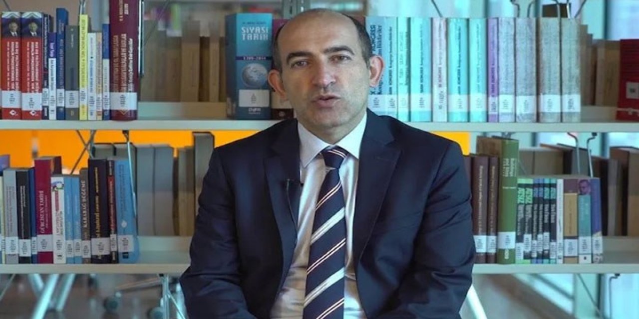 Melih Bulu'nun görevleri saymakla bitmiyor...  AKP’nin "Sanal Akıncı"sıymış!