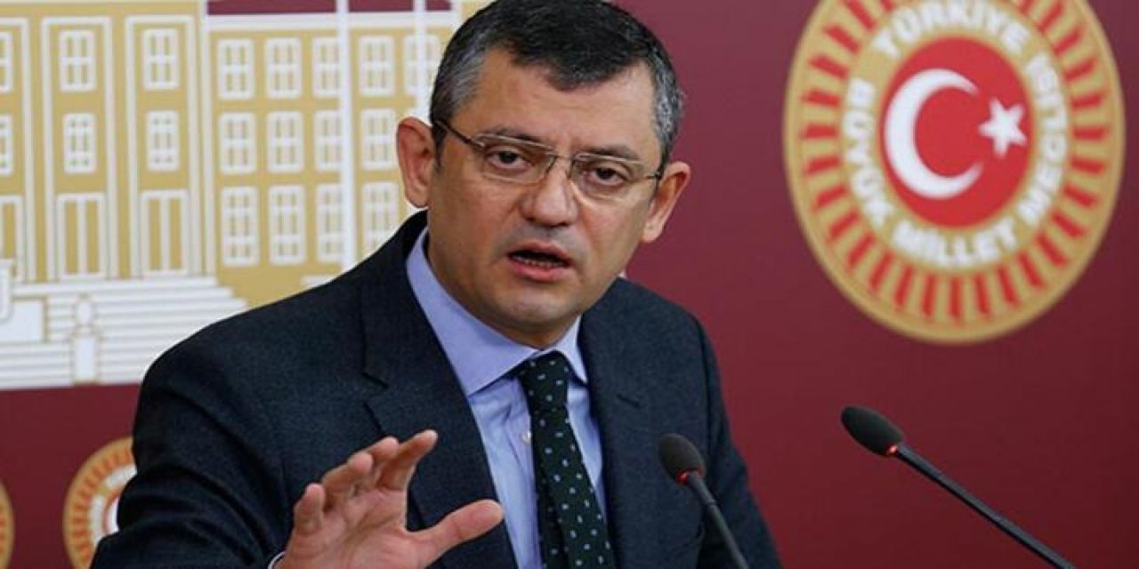 Özgür Özel: FETÖ’cüler gitti eller FETÖ şampuanıyla yıkandı tertemiz. Şimdi de Damat Albayrak şampuanlarıyla yıkıyorlar elleri. Her şeyi damat yaptı.