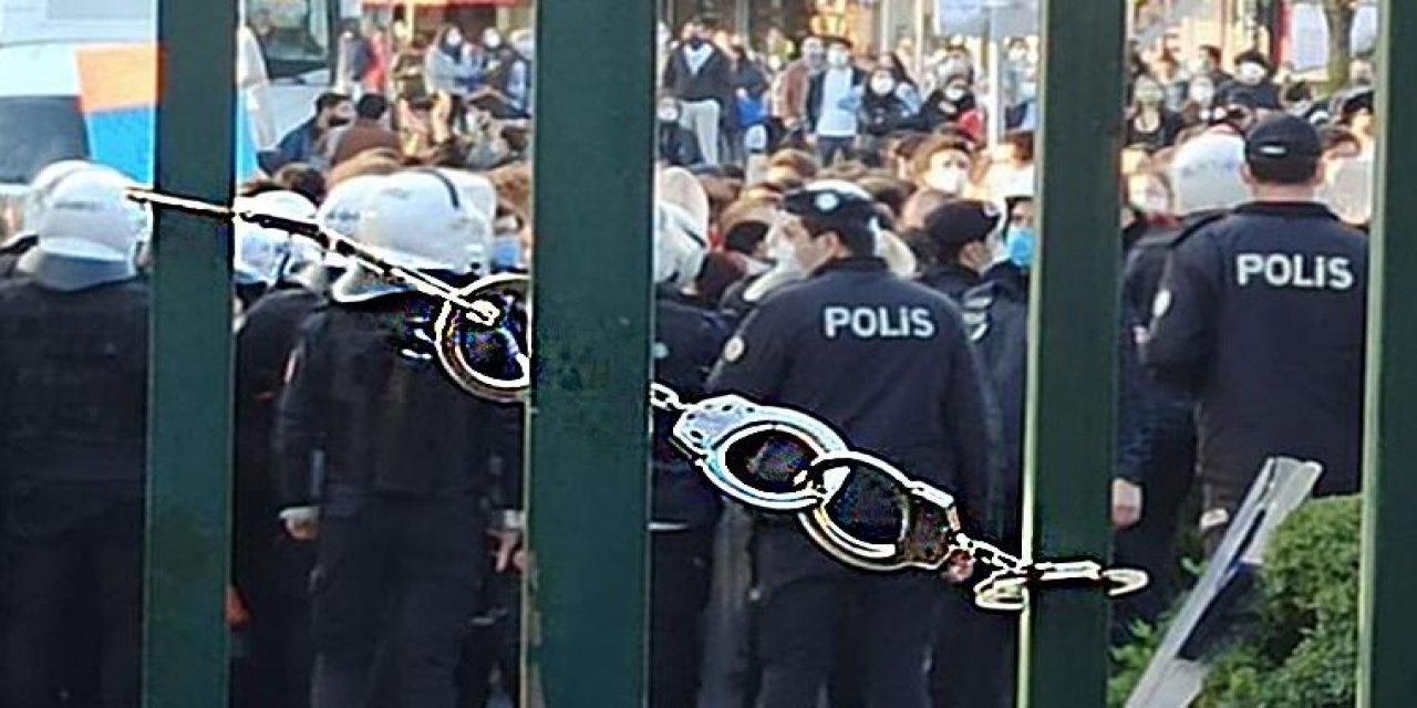 Boğaziçi Üniversitesi kapısına takılan kelepçeyle ilgili inceleme başlatıldı