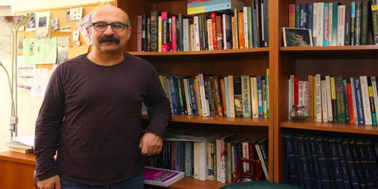 Boğaziçi Üniversitesi Rektör Danışmanı görevinden istifa etti! "Kapıları kelepçelenmiş üniversite görmemek için sıkı çalışmaya devam edelim"