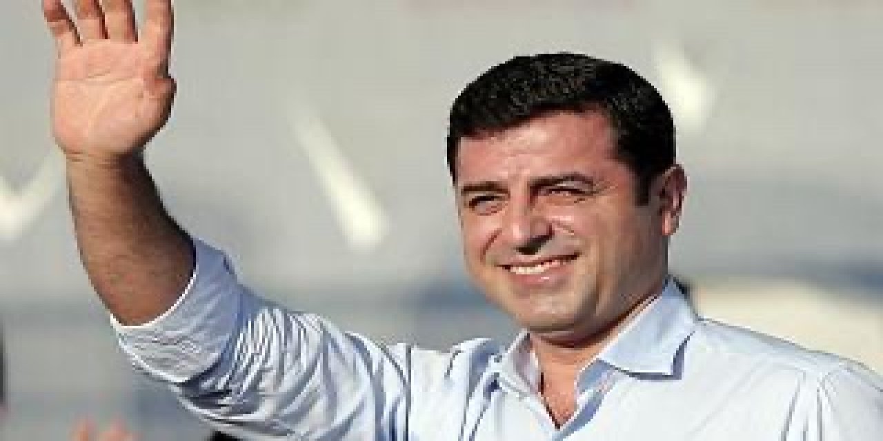 Demirtaş'tan Boğaziçili öğrencilere: ''Ne yaptınız gençler ya, sesiniz buraları sallıyor. Kim bilir, nereleri titretiyordur"