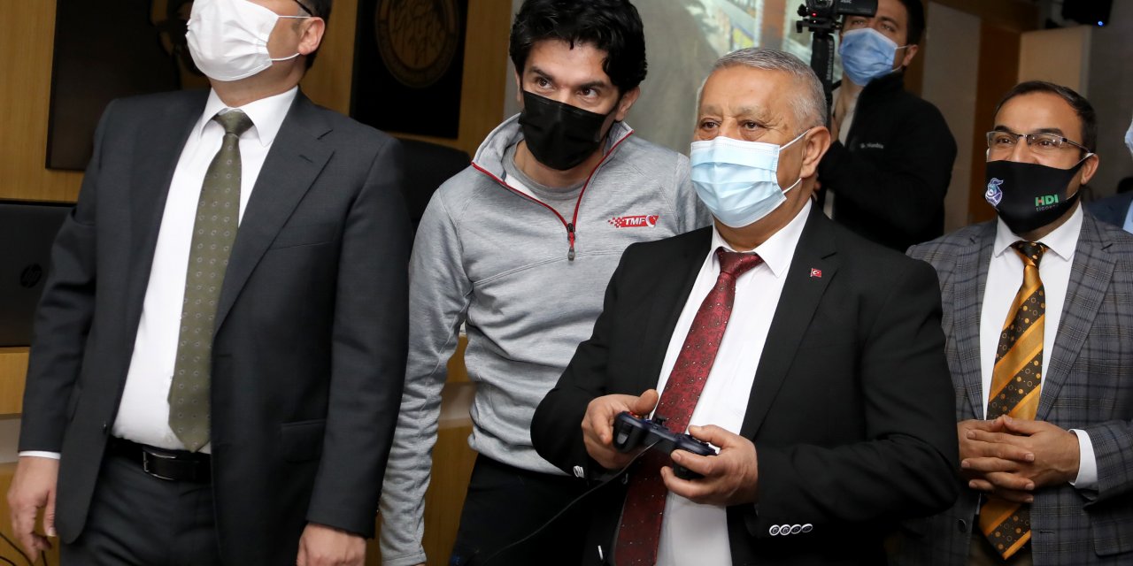 Vali ve belediye başkanı MXGP 2020'de Afyonkarahisar etabını oynadı